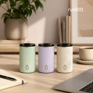 Your office, your rhythm. 💼☕️✨

La clave para afrontar la jornada está en los pequeños detalles.
Tu café, tu espacio de trabajo y Runbott SIIP acompañándote desde la primera reunión hasta el último correo.

Diseño, comodidad y estilo para llevar tu momento favorito siempre contigo.

¿Qué color va más con tu estilo de trabajo: crema, verde menta o lila? Déjanos tu preferido en comentarios 👇

.

Your office, your rhythm. 💼☕️✨

Mastering your workday is all about the little details.
Your coffee, your workspace, and Runbott SIIP by your side—from the first meeting to the last email.

Design, comfort, and style, so you can take your favourite moment wherever you go.

Which colour best matches your workplace style: cream, mint green, or lilac? Tell us in the comments! 👇

🛒🛍️ Link en la Bio

#AkeitaSoul #Runbott #RunbottSIIP #RunbottLifestyle #OfficeVibes #CoffeeLovers #OficinaConEstilo #PausaCafe #EstiloDeVidaSostenible #VasoTermico